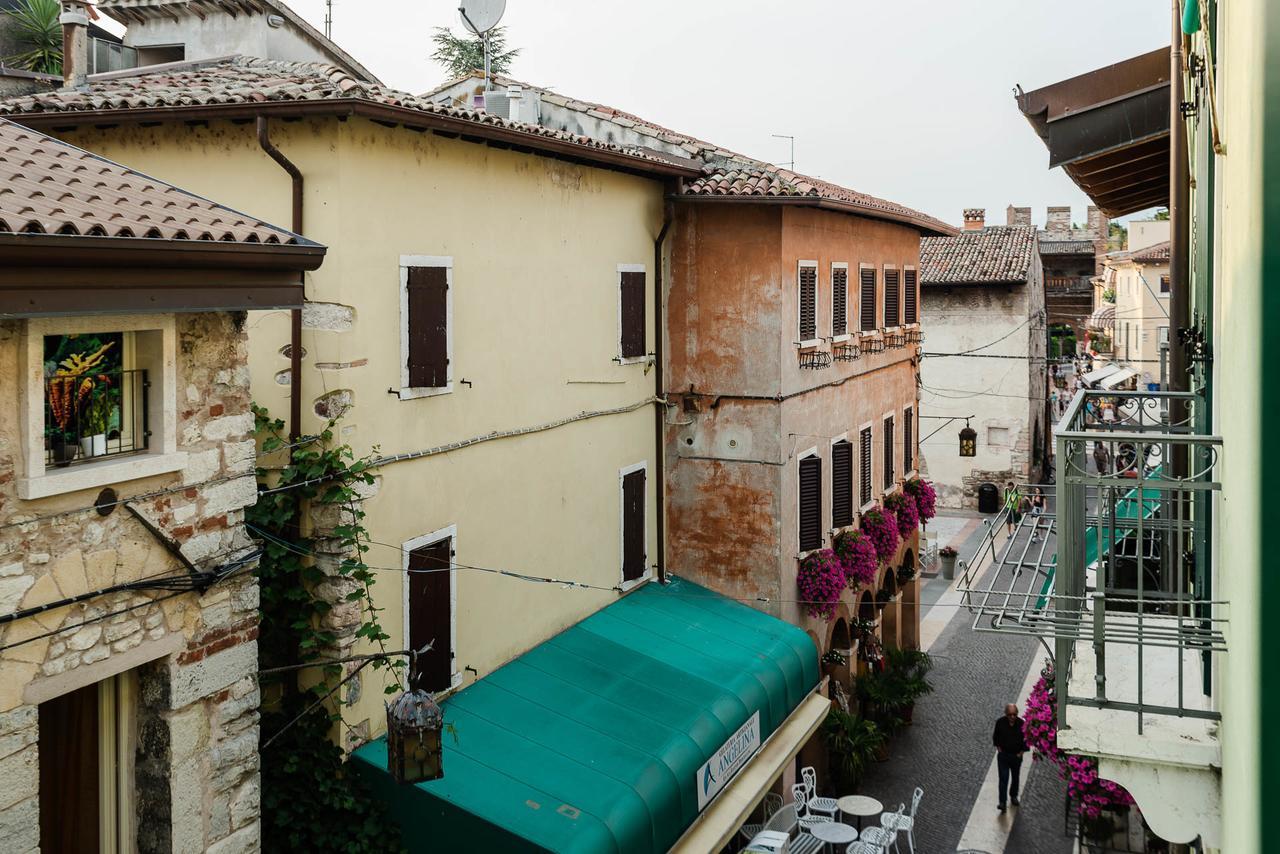 Lazise Boutique Apartment Lago E Relax Eksteriør billede