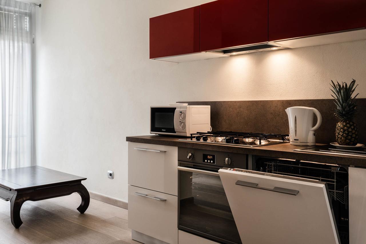 Lazise Boutique Apartment Lago E Relax Eksteriør billede