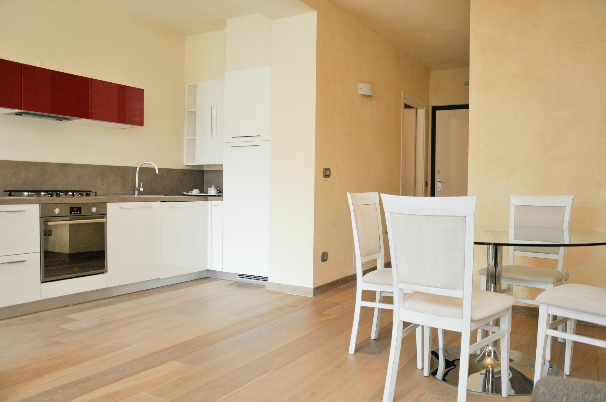 Lazise Boutique Apartment Lago E Relax Eksteriør billede